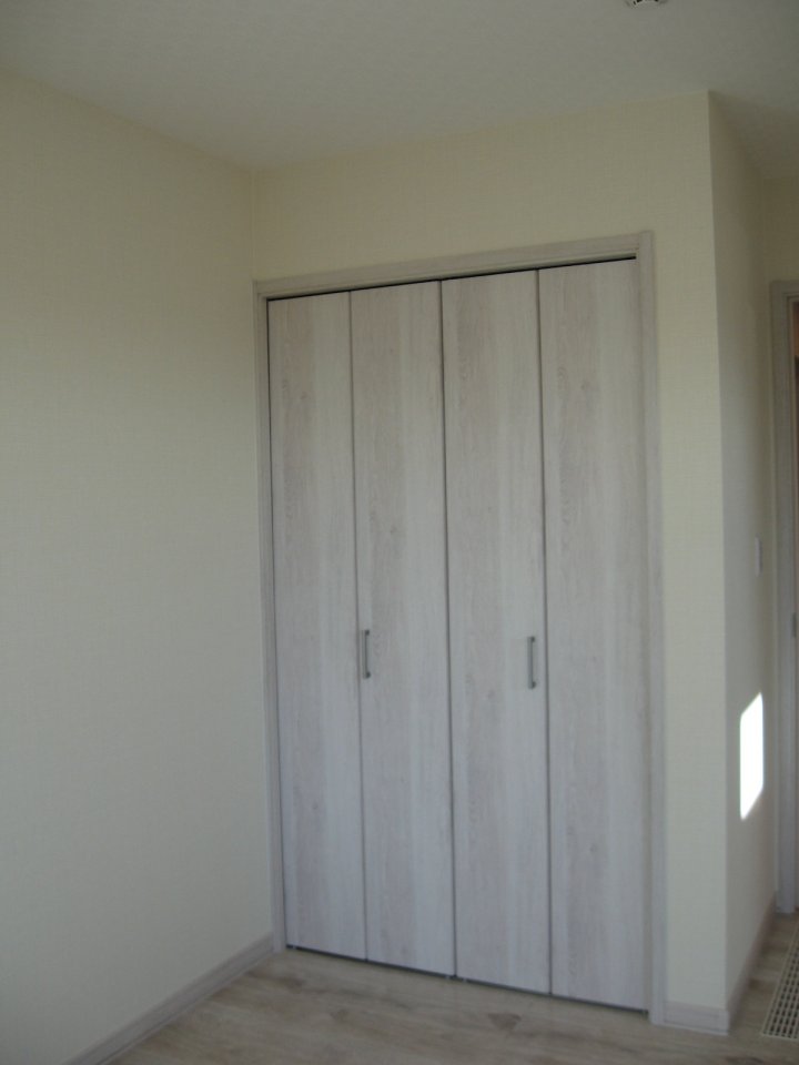 速報 クローゼットドア絶滅の危機 前田調べ お家についてのお役立ち住宅ブログ 株式会社ロゴスホーム