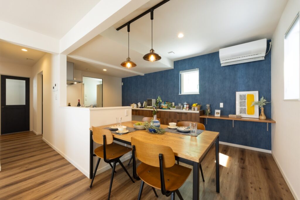 【ヴィンテージ風の色合いが魅力の家】中標津町東9条南9丁目｜モデルハウス