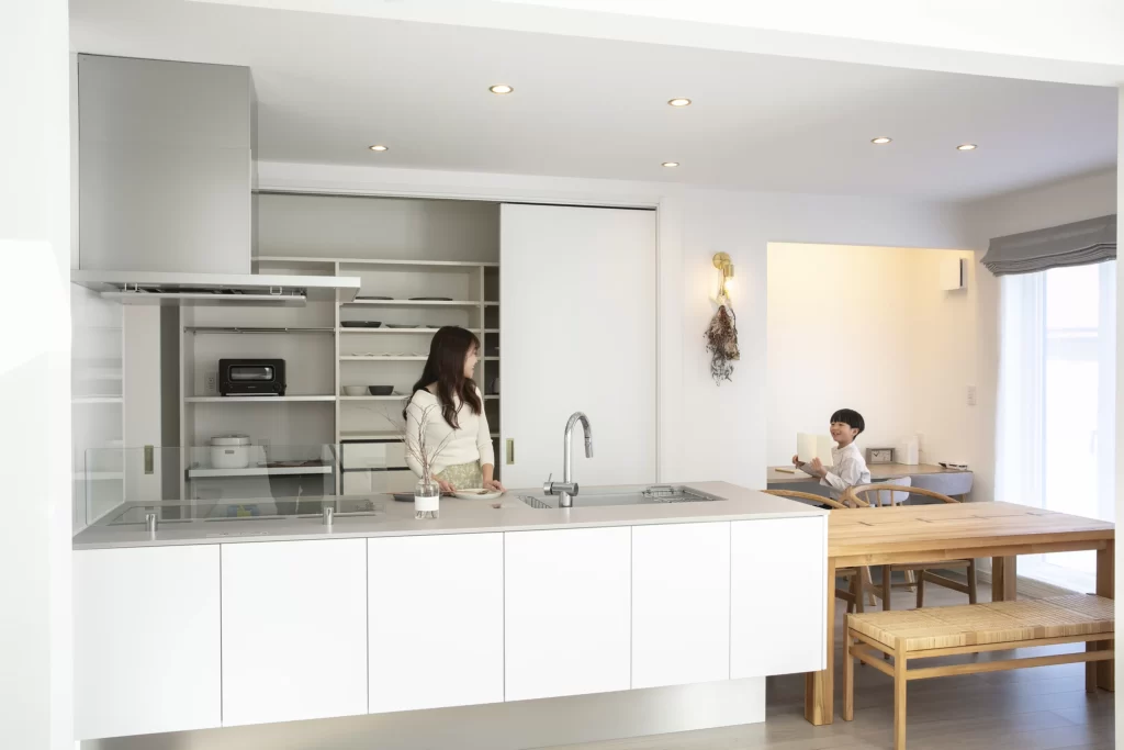 【吹抜け×鉄骨階段、家事ラク動線の住まい】中標津町東18条南1丁目｜オーナー様邸見学会開催！