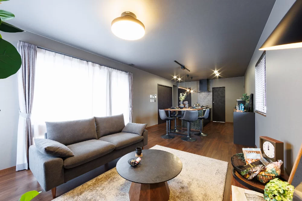 【木のあたたかさを纏う、落ち着きの平屋】帯広市大空町3丁目｜- Grayn(グレーン) -モデルハ…