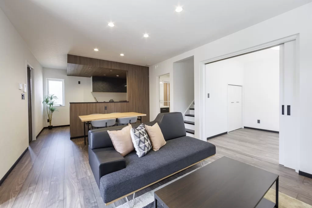 【自然とスッキリ片付く、モダンハウス】恵庭市和光町｜-Nox(ノックス)-モデルハウス