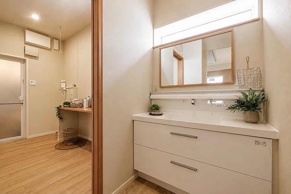 【木のぬくもりを感じるカフェスタイルのお家】旭町2条1丁目｜モデルハウス-Marina(マリーナ)…