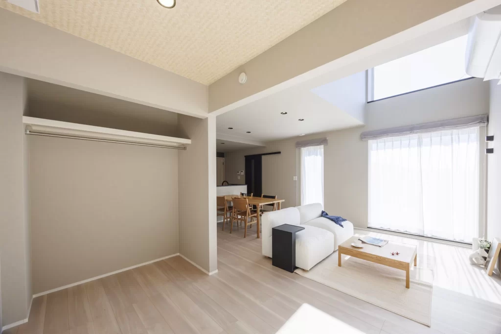 【美しさと暮らしやすさが共存するリアルサイズの住まい】室蘭市高砂町｜- SHINRA(シンラ) -モデルハウス