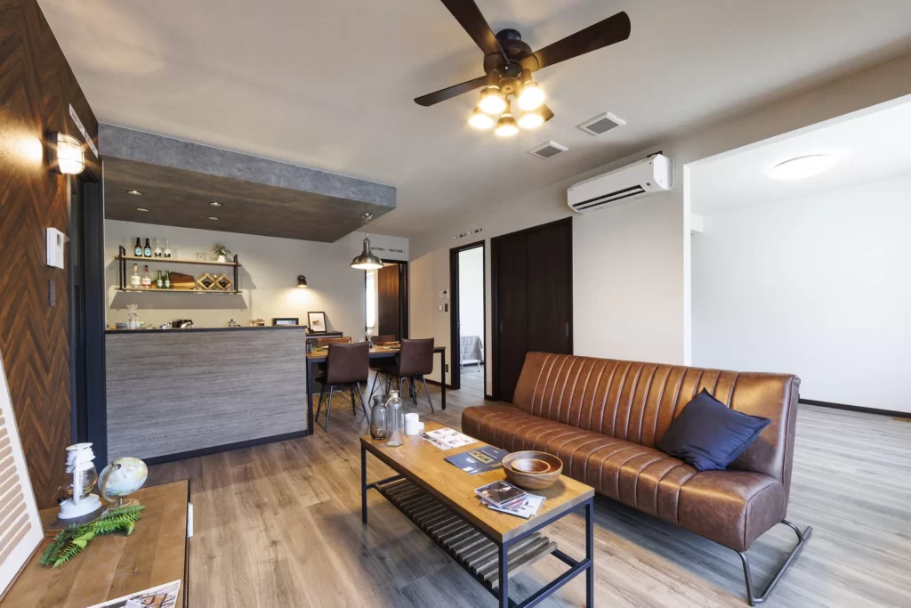 【趣味を楽しむ、アメカジスタイルの平屋】旭町2条1丁目｜モデルハウス-Cabin(キャビン)-