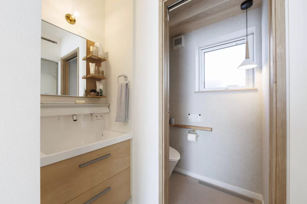 【木のぬくもりを感じるカフェスタイルのお家】旭町2条1丁目｜モデルハウス-Marina(マリーナ)-