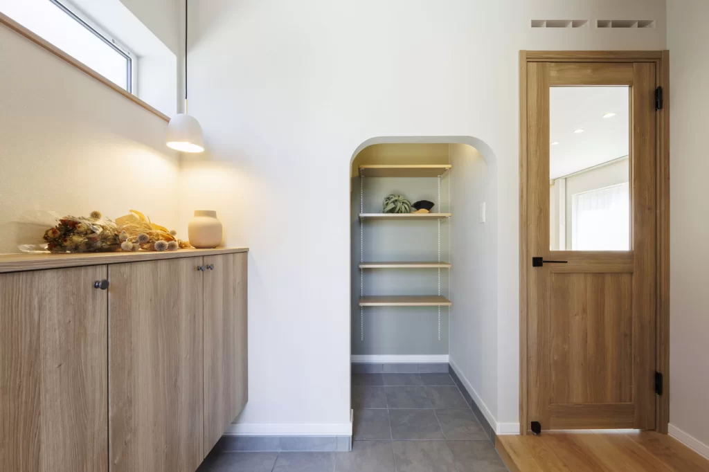【木のぬくもりを感じるカフェスタイルのお家】旭町2条1丁目｜モデルハウス-Marina(マリーナ)-