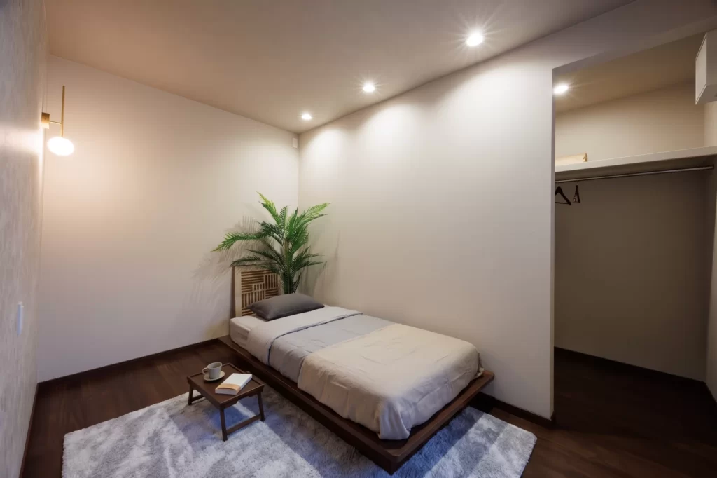 【木目とグレーが調和する、収納上手な平屋】末広東2条3丁目｜モデルハウス-楸(HISAGI)-