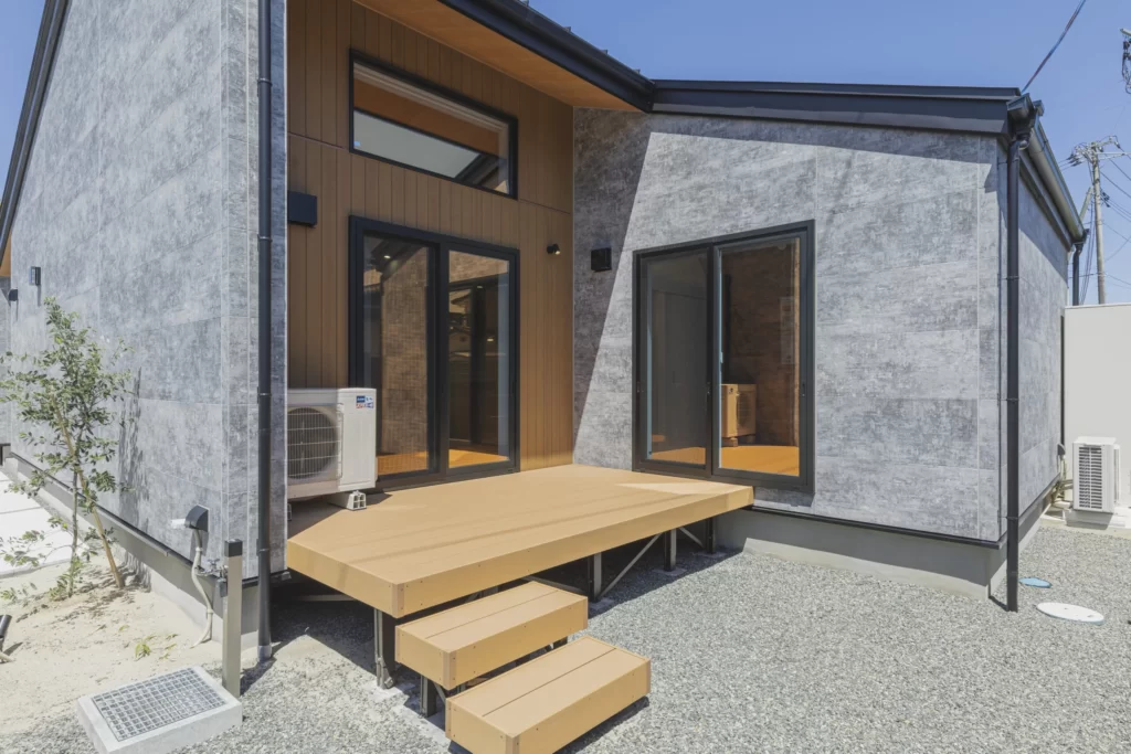 【リゾートヴィラのような勾配天井の平屋】石巻市向陽町2丁目｜モデルハウス